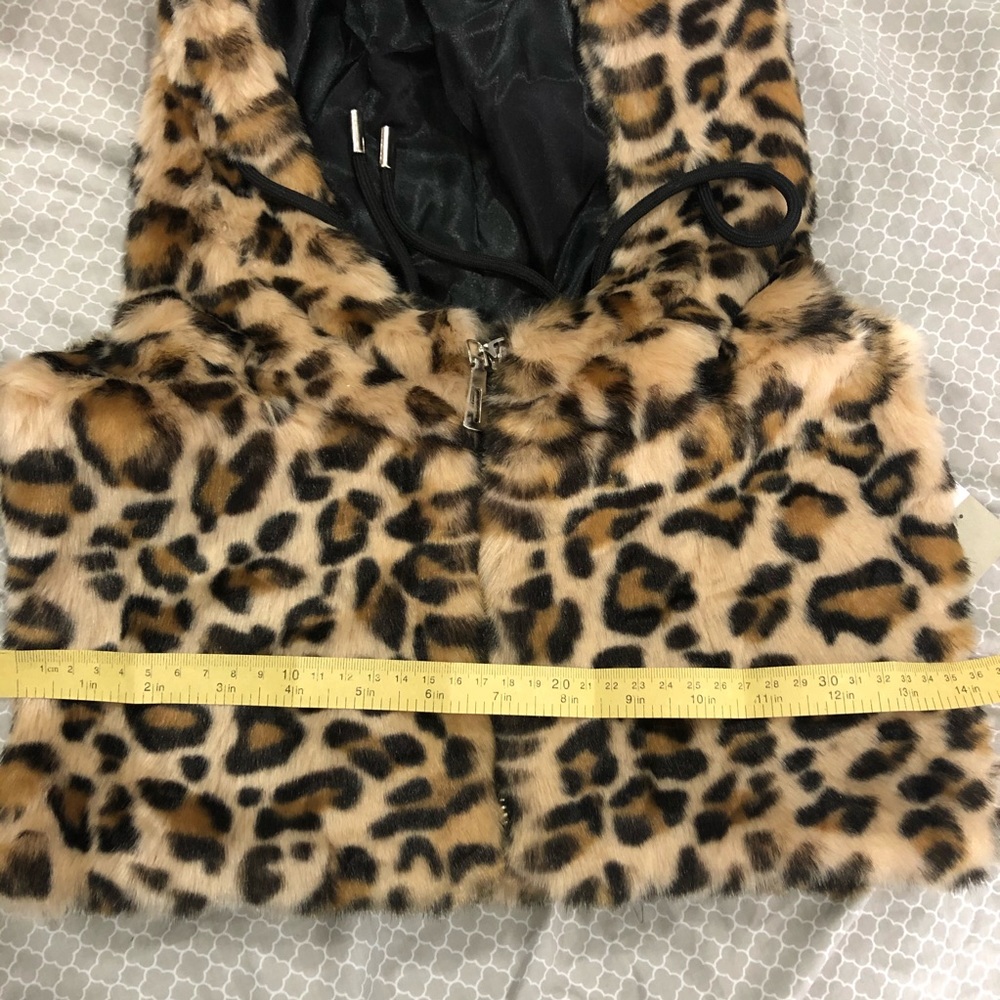 {1 left } Leopard Print Faux Fur Hoodie Attachment - Picture 5 of 6